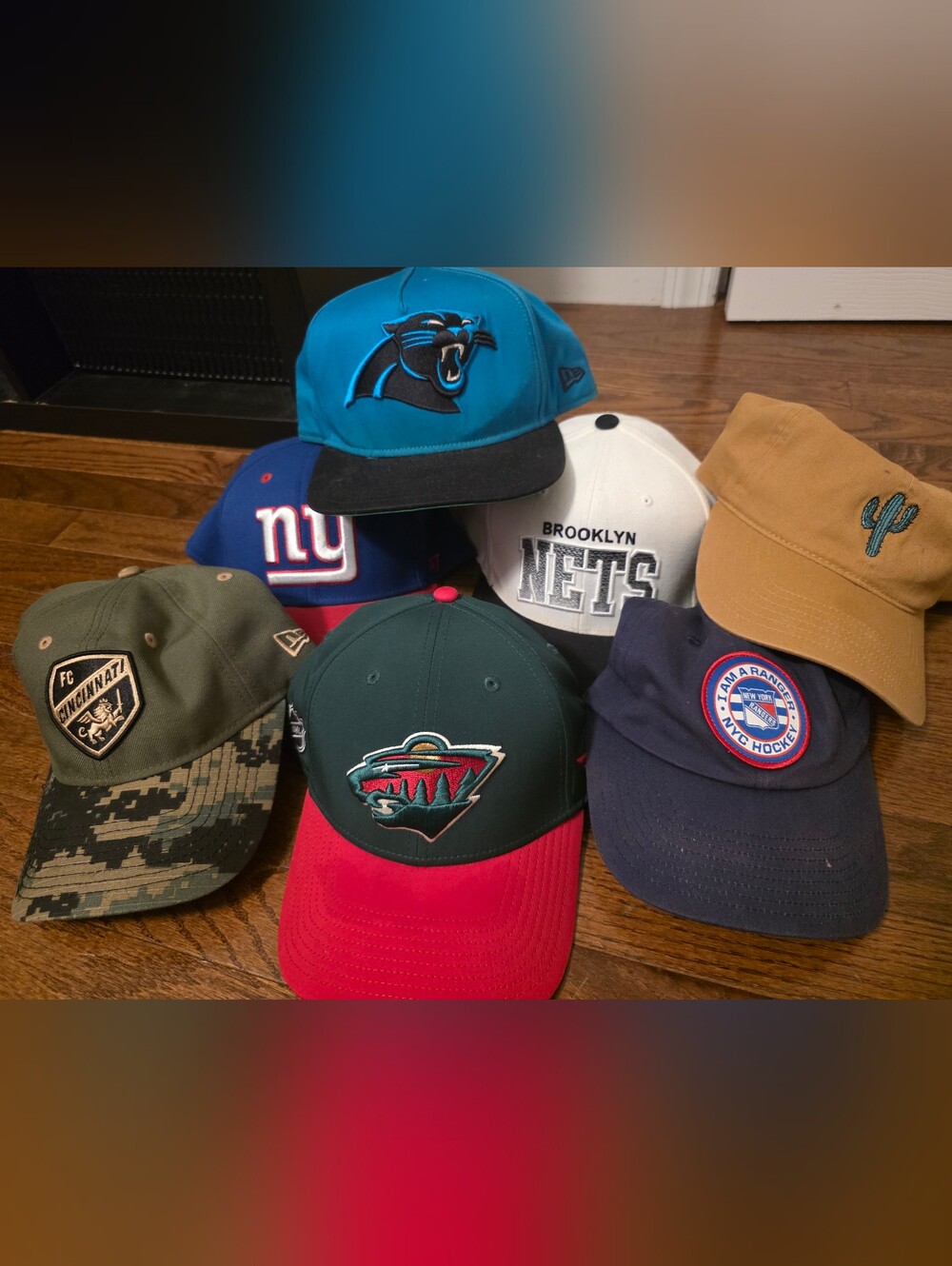 Men HATS Snapback And Flex Hats. Giants PANTHERS, WILD, RANGERS, NETS. $5 Or $20